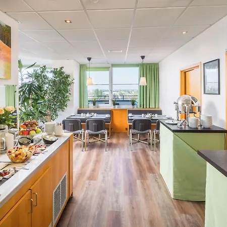 Hotell Garden Krefeld